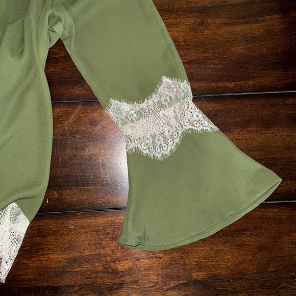 NY COLLECTION Lace Trim Blouse Olive Green Medium - Picture 9 of 14